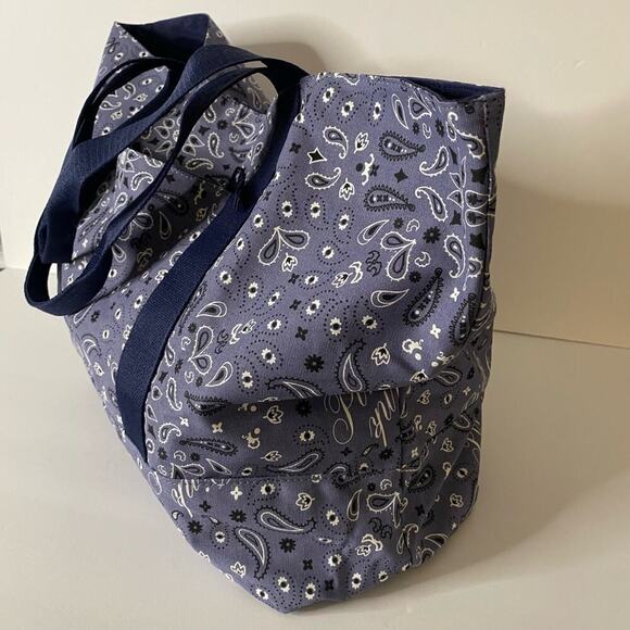 PINK Victoria's Secret Tote Bag Blue Bandana Print Large Travel Beach Carry All - Picture 3 of 14